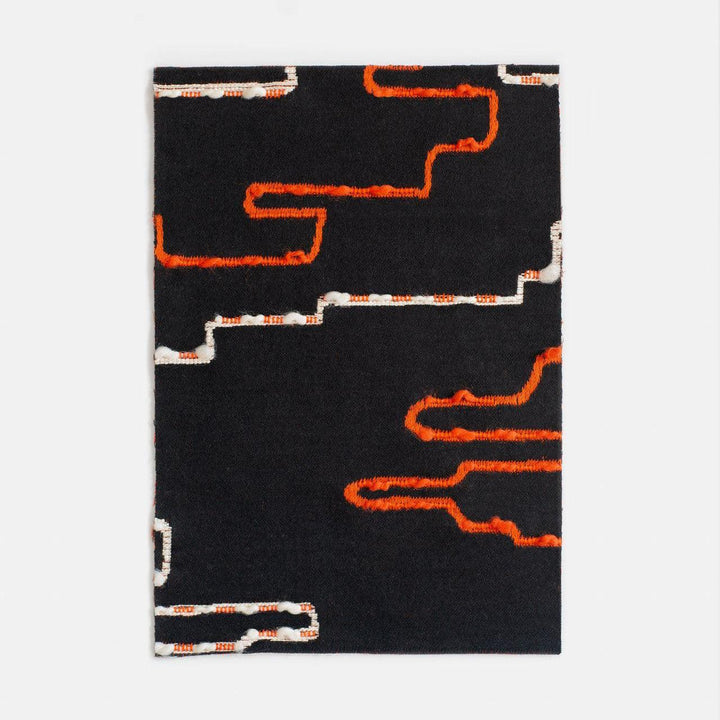 En Route - Black, White And Orange