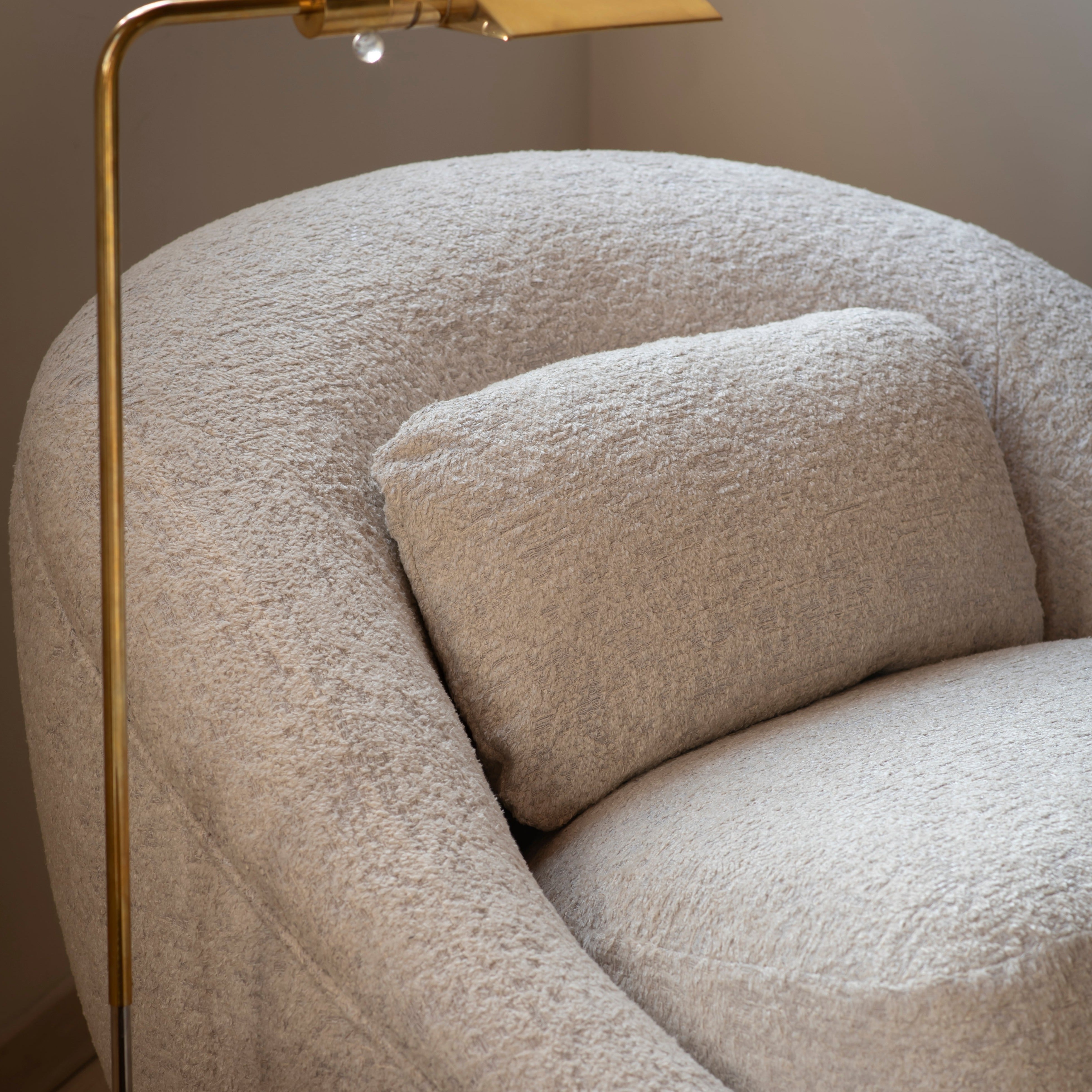 Casablanca Swivel Chair