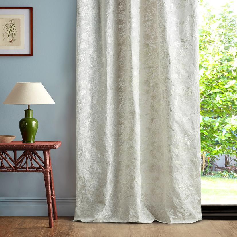 Monterey Bloom - Seaspray White