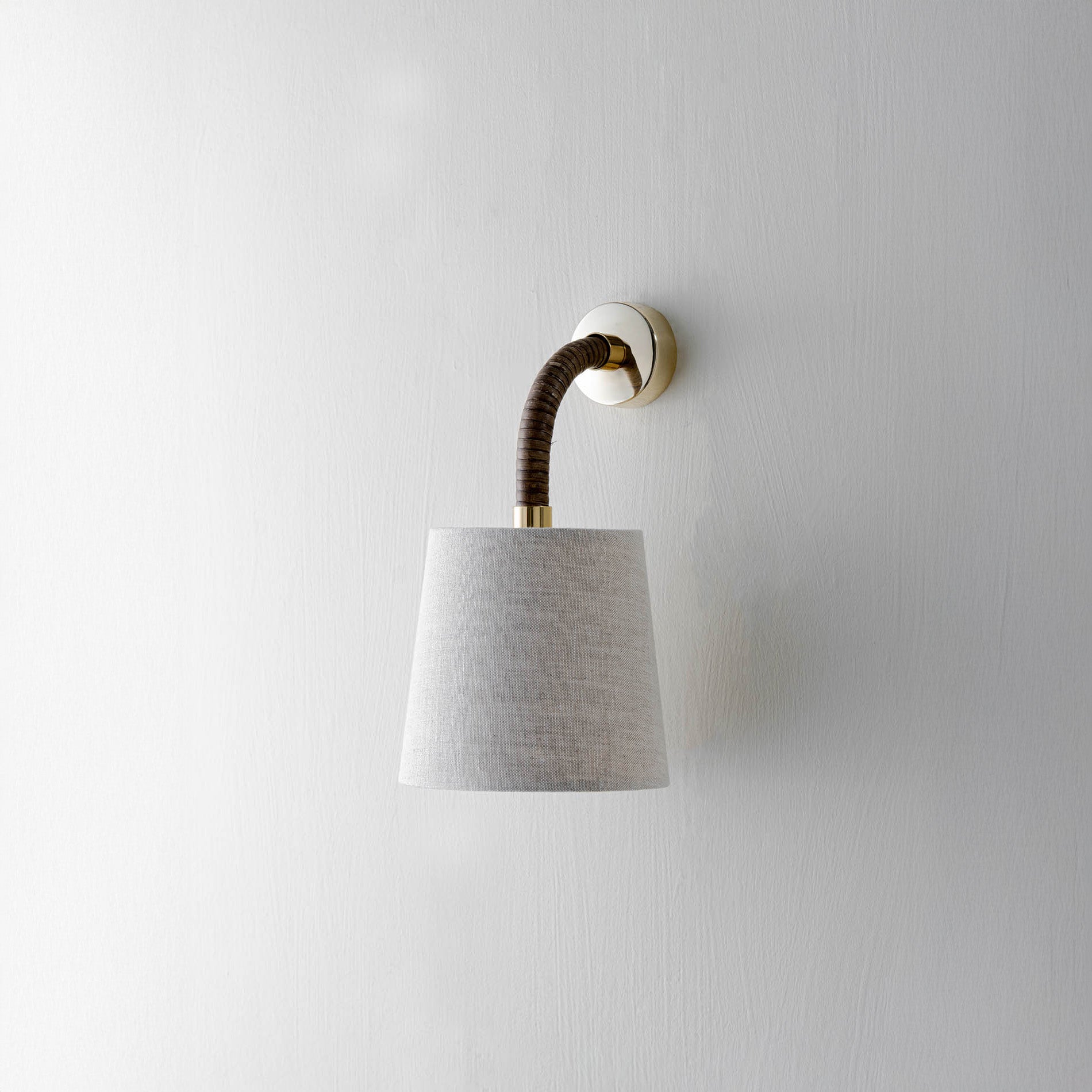 Holden Downlight Single - Dark Cane with Brass