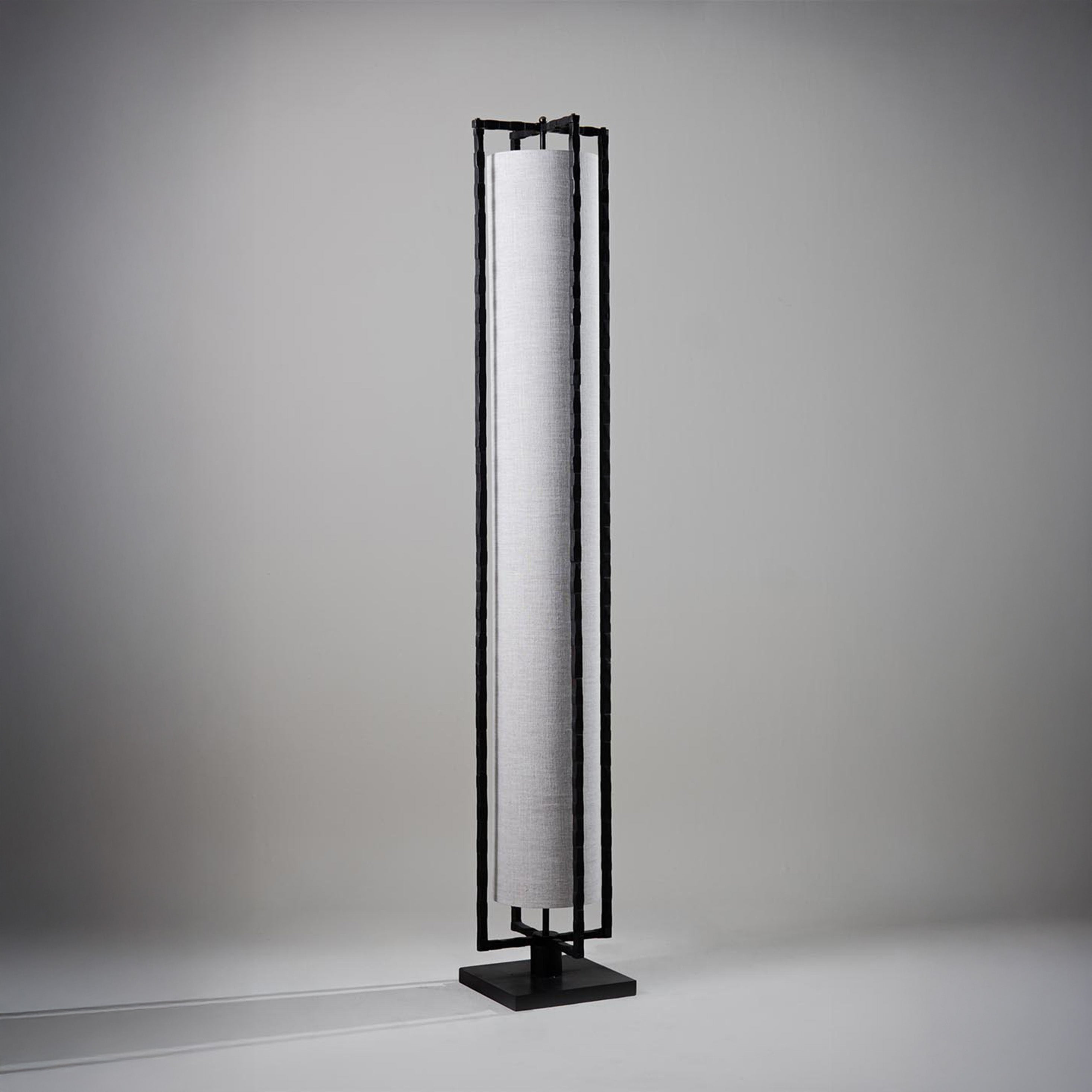 Giacometti Floor Lamp - Carbon