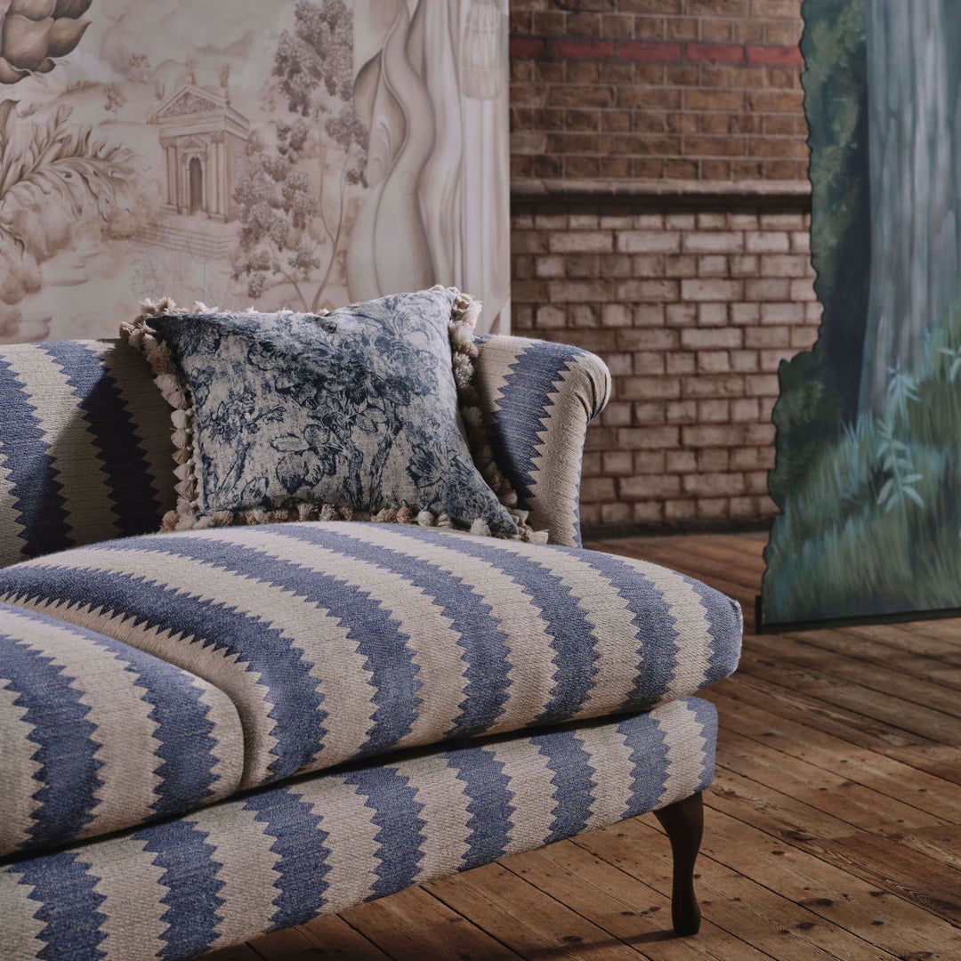 Fringed Tulip Toile - Putty