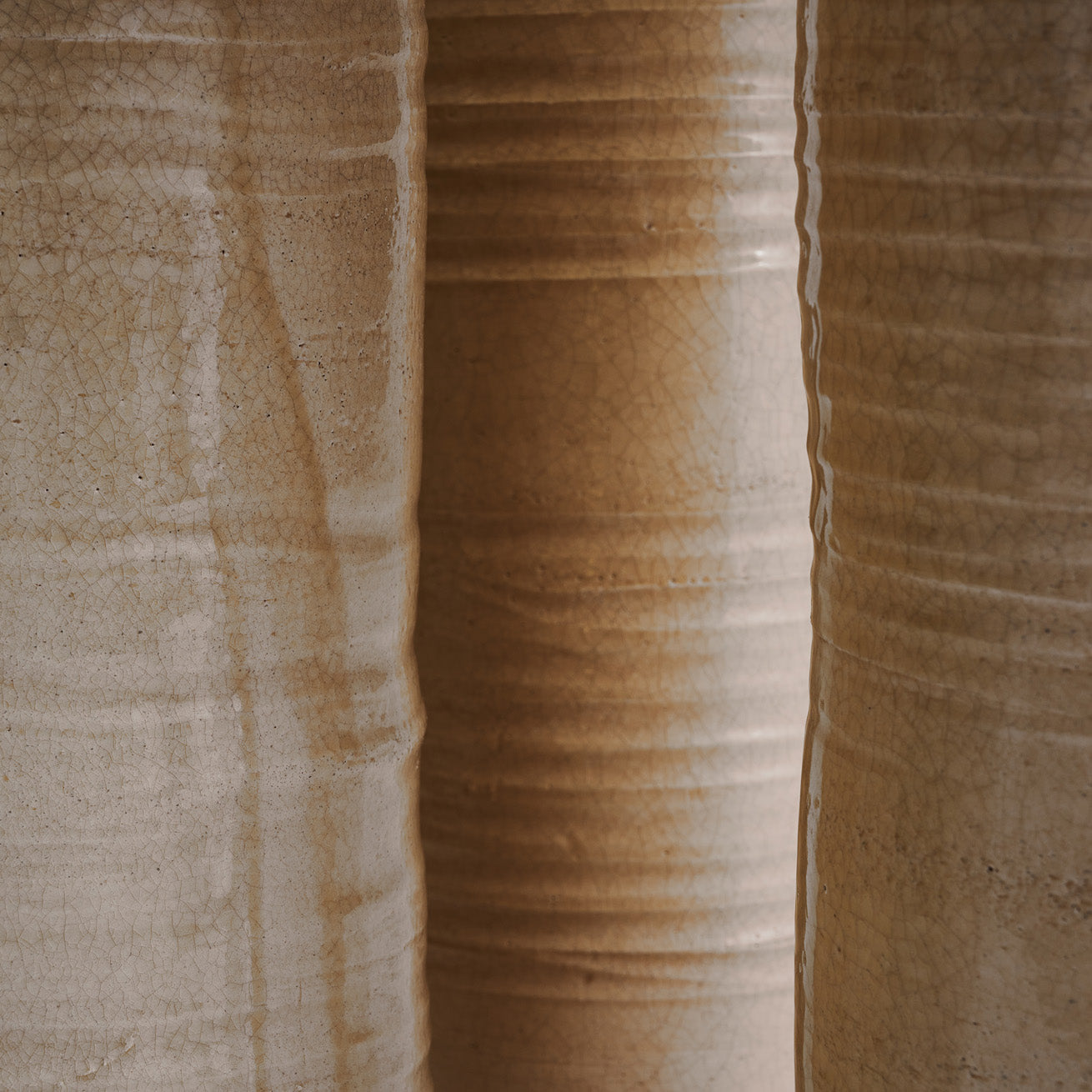 Crème Pot Table Lamp