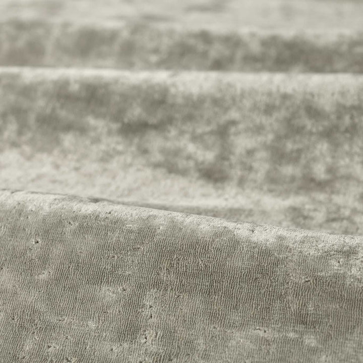 Curzon Performance - Platinum Grey