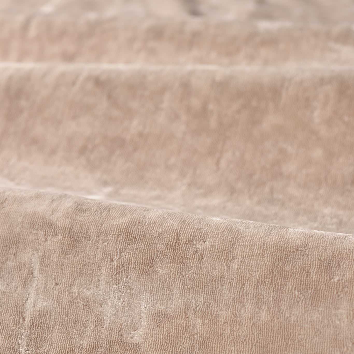 Curzon Performance - Rose Quartz