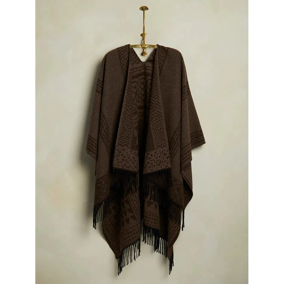 Rambler Llama Poncho - Chestnut