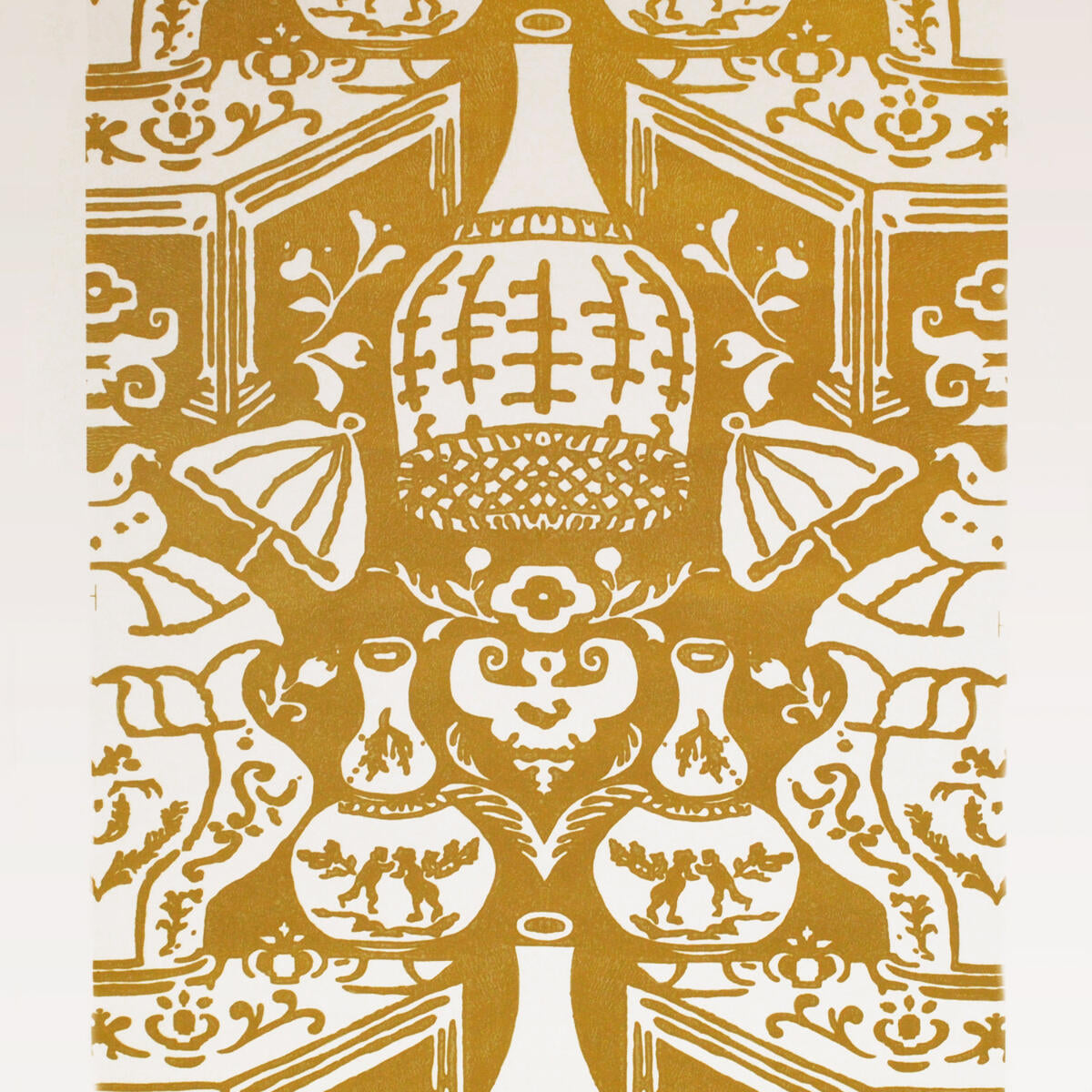 The Vase - Gold Metallic   Nc15