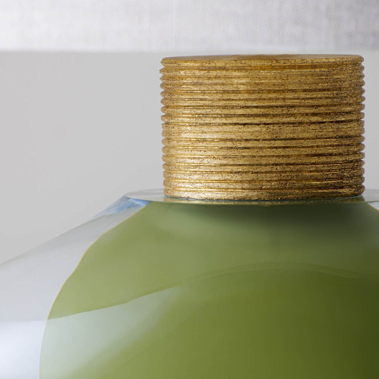 Cologne Lamp - Split Pea