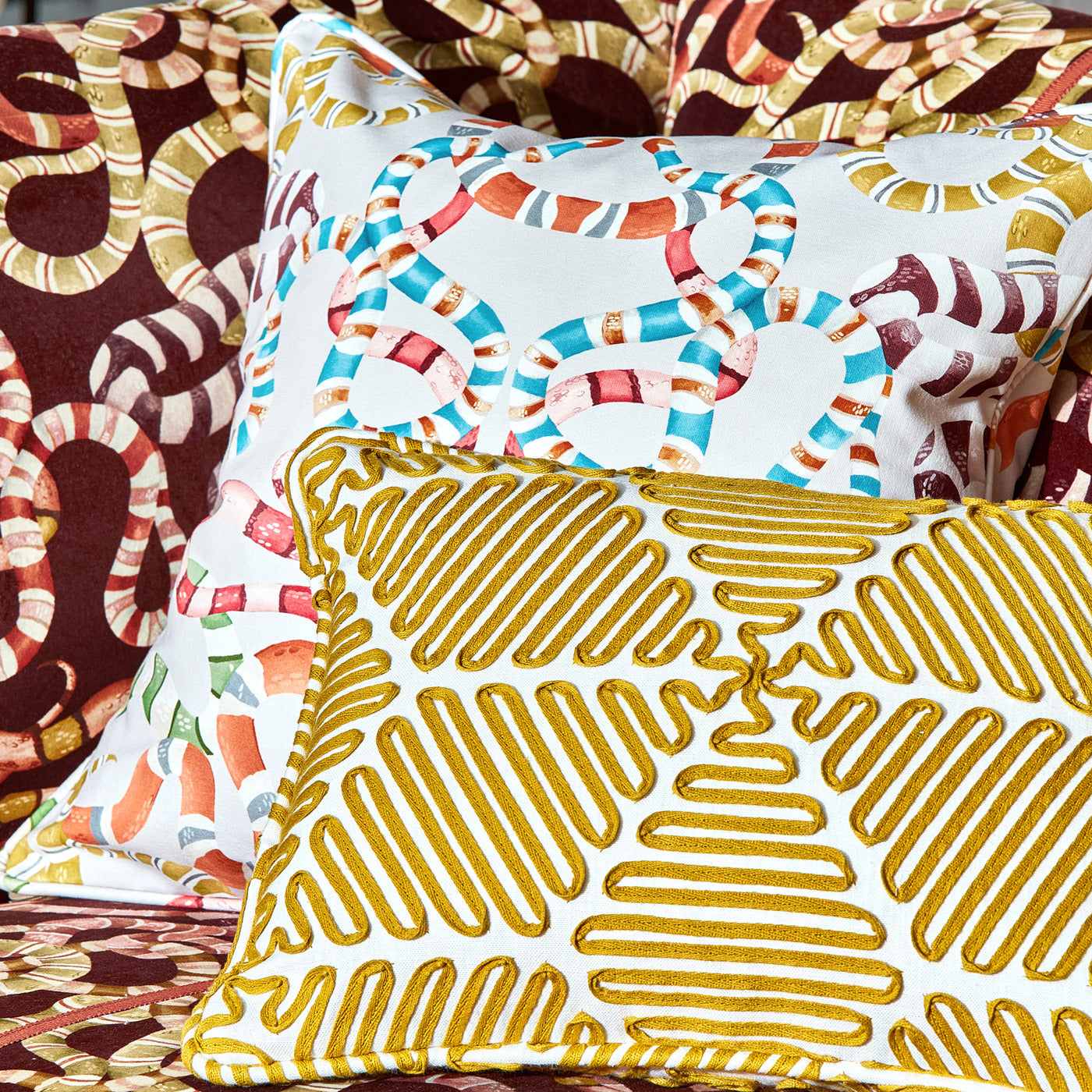 Serpenti Fabric - Bleached Coral / Paprika / Positano / Azul