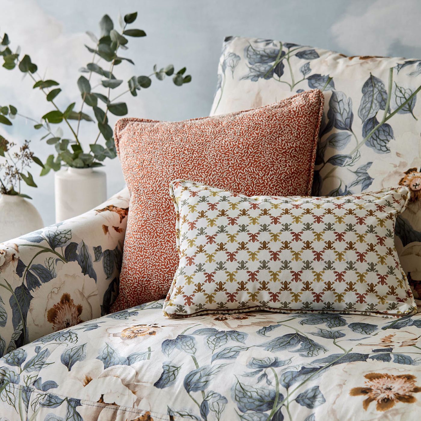 Mini Wood Frog - Celestial /  Clay / Sketched