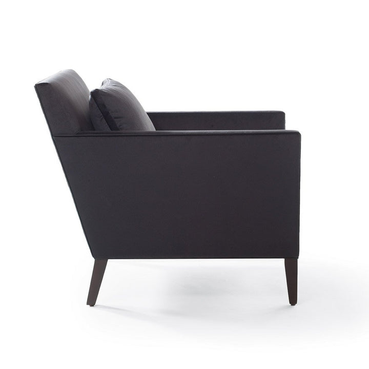 Laxamana Lounge Chair