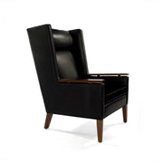 Van Wing Chair with Wood Arm
