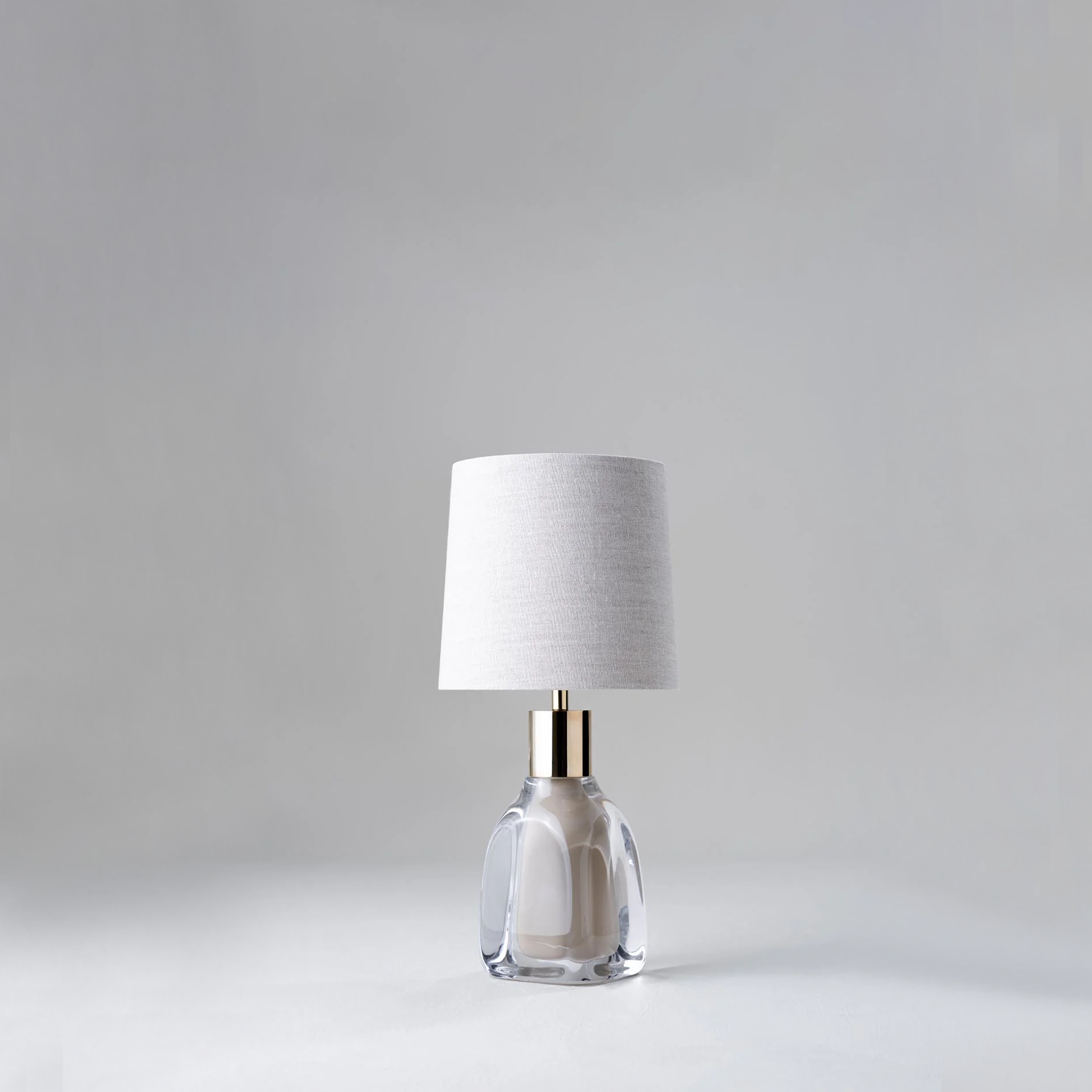 Fitzgerald Lamp Small - Moth