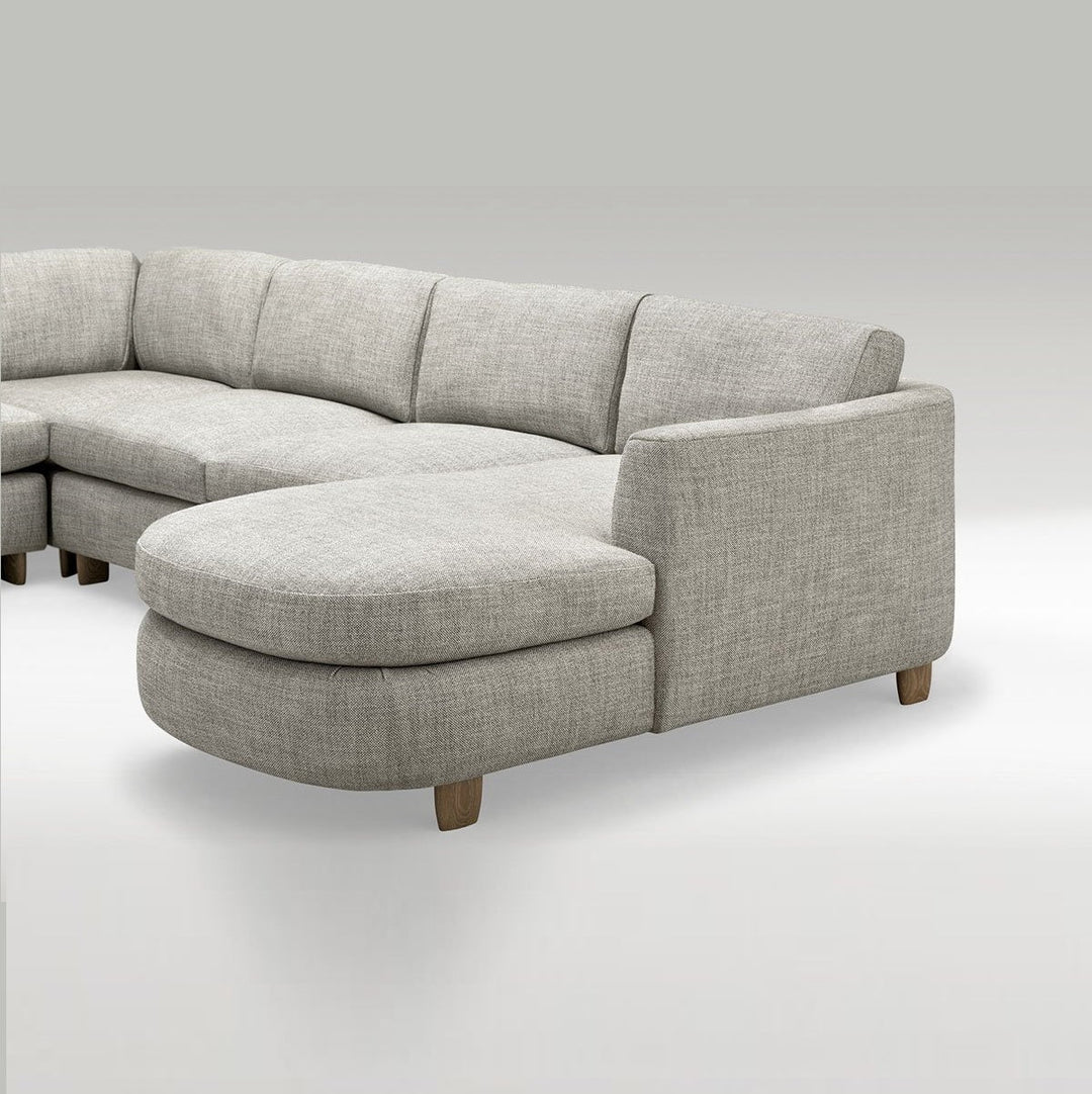Uma Sectional